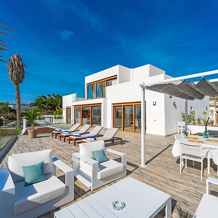 Fabulous Contemporary 5 Bedroom Villa With Private Heated Pool, Sleeps Max 13 Callao Salvaje Εξωτερικό φωτογραφία