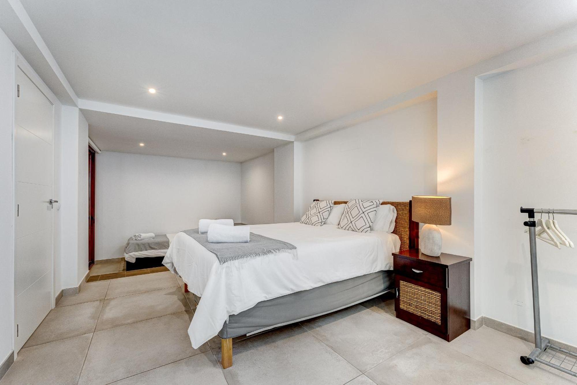 Fabulous Contemporary 5 Bedroom Villa With Private Heated Pool, Sleeps Max 13 Callao Salvaje Εξωτερικό φωτογραφία