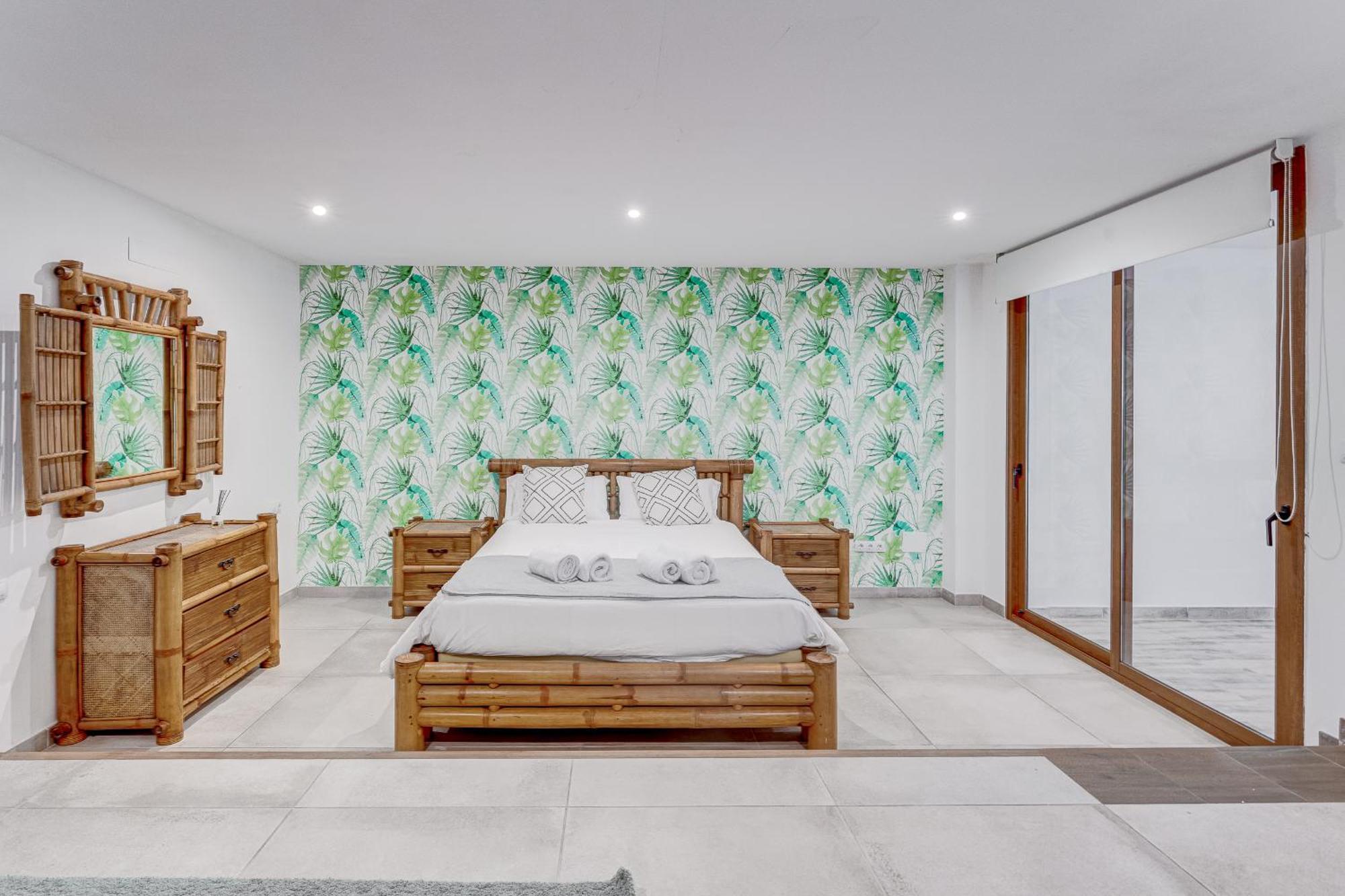 Fabulous Contemporary 5 Bedroom Villa With Private Heated Pool, Sleeps Max 13 Callao Salvaje Εξωτερικό φωτογραφία