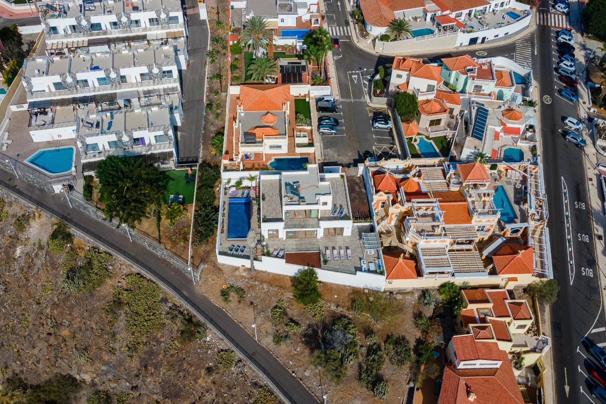 Fabulous Contemporary 5 Bedroom Villa With Private Heated Pool, Sleeps Max 13 Callao Salvaje Εξωτερικό φωτογραφία