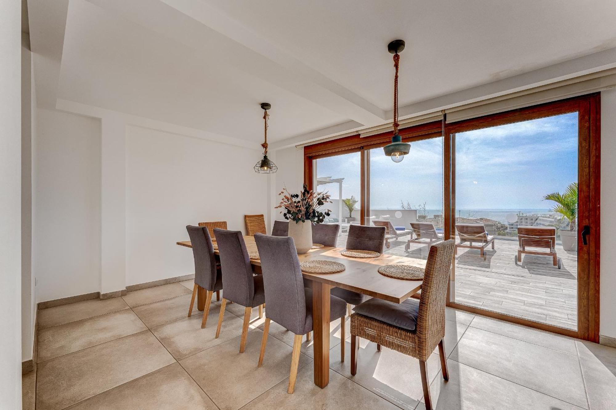 Fabulous Contemporary 5 Bedroom Villa With Private Heated Pool, Sleeps Max 13 Callao Salvaje Εξωτερικό φωτογραφία