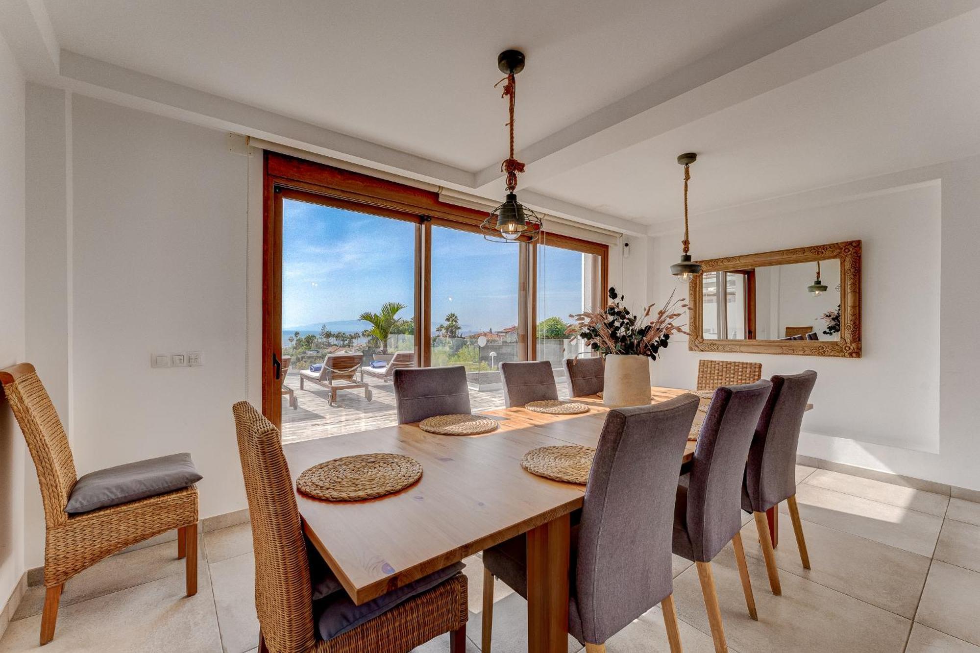 Fabulous Contemporary 5 Bedroom Villa With Private Heated Pool, Sleeps Max 13 Callao Salvaje Εξωτερικό φωτογραφία
