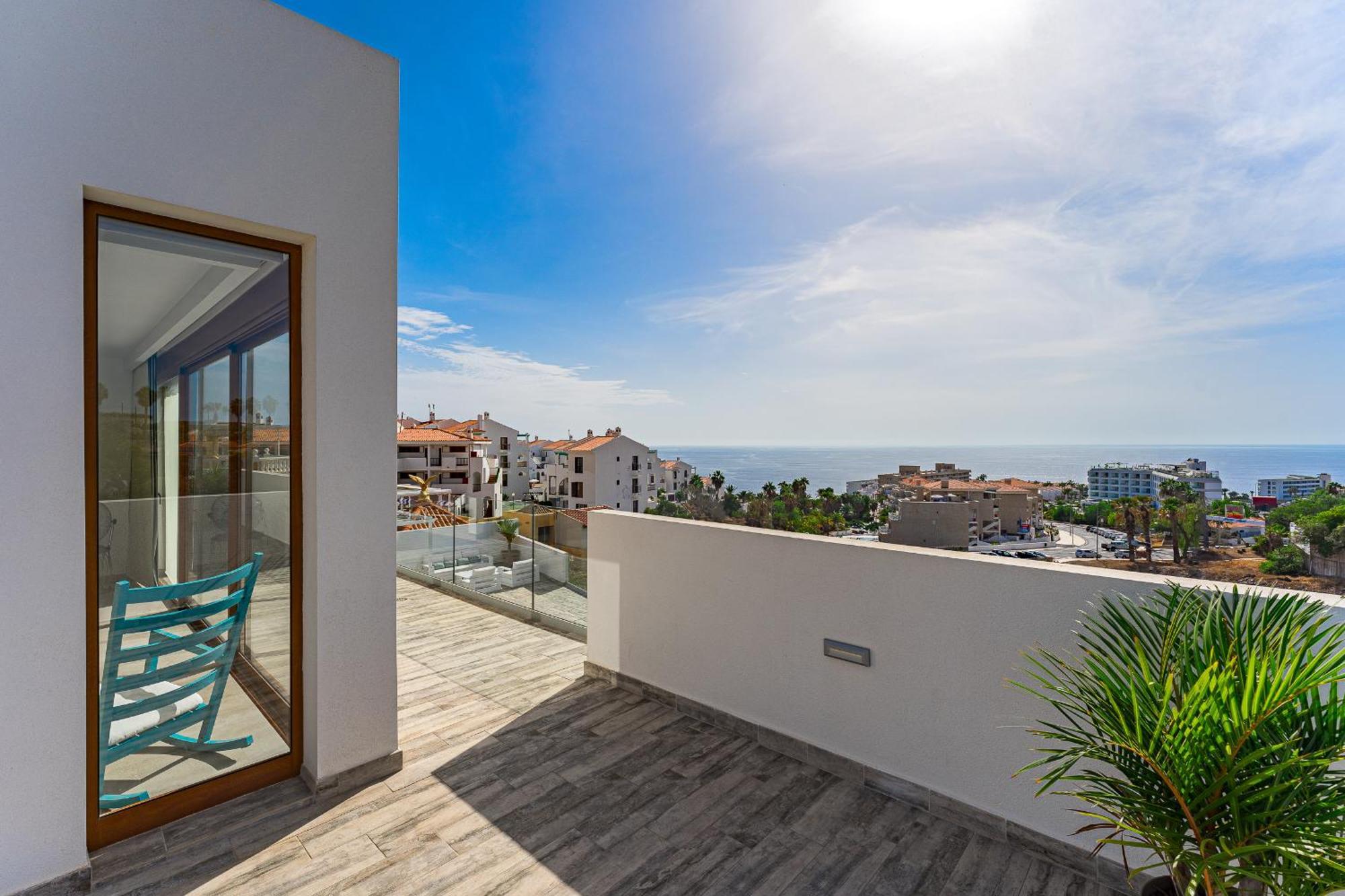 Fabulous Contemporary 5 Bedroom Villa With Private Heated Pool, Sleeps Max 13 Callao Salvaje Εξωτερικό φωτογραφία