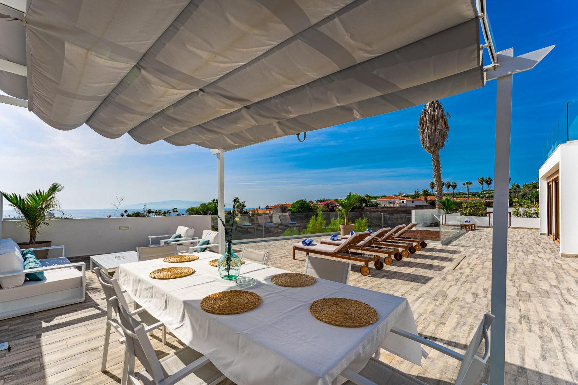 Fabulous Contemporary 5 Bedroom Villa With Private Heated Pool, Sleeps Max 13 Callao Salvaje Εξωτερικό φωτογραφία